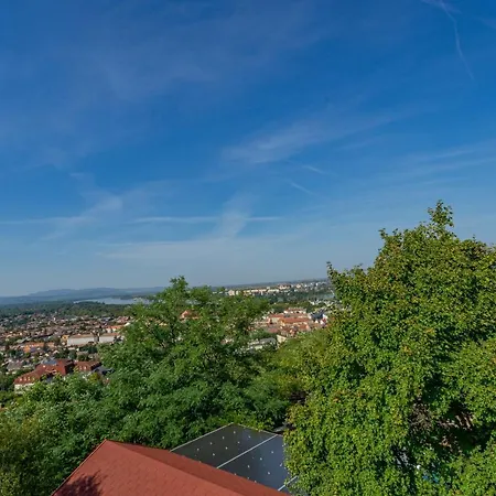 Panorama Apartmanhaz דירה