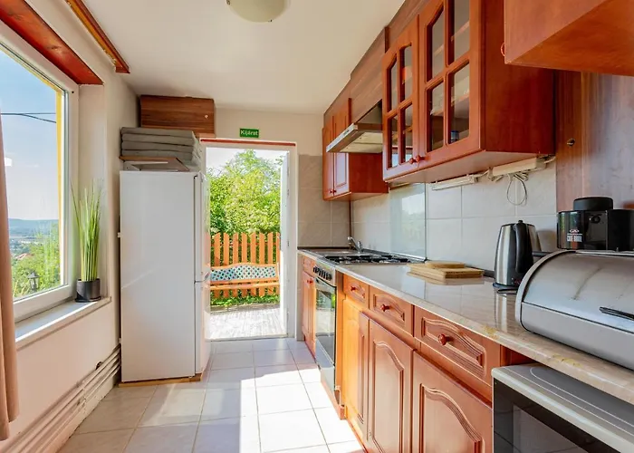 Panorama Apartmanhaz דירה