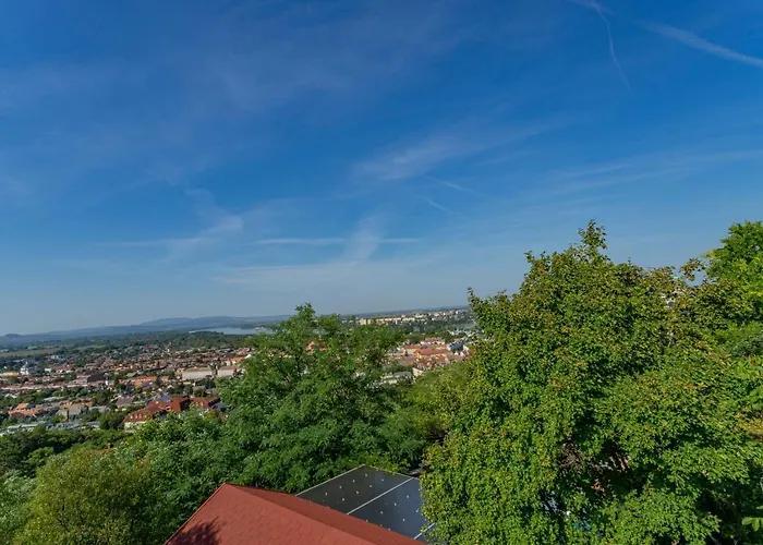 Panorama Apartmanhaz דירה