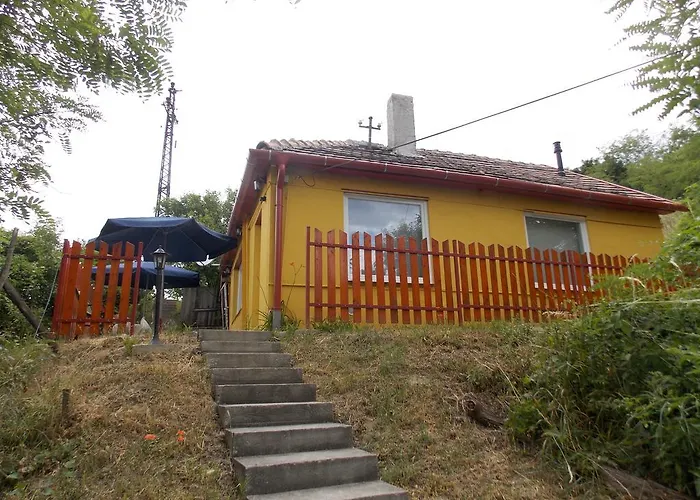 Panorama Apartmanhaz *